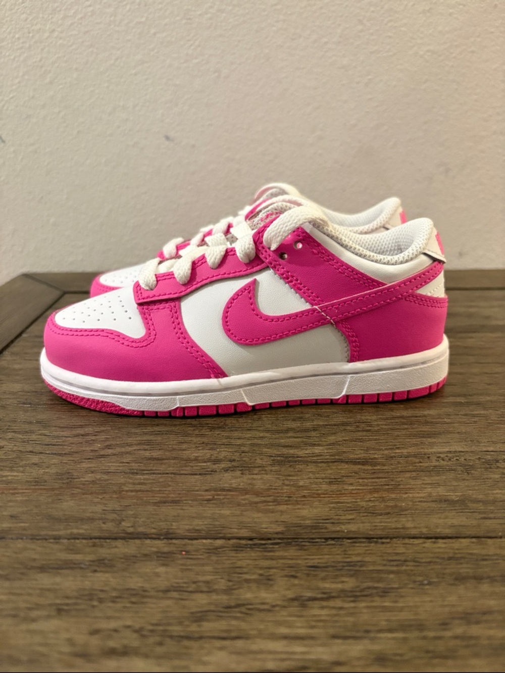 NIB [Nike] Dunk Low Top Shoes Sneakers Fuchsia Pink/White Little Kids Youth 11 C - Picture 10 of 16